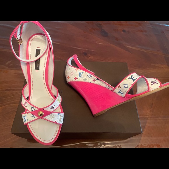 Louis Vuitton, Multi color shoes. - Picture 2 of 6
